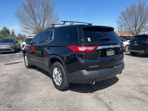 Used 2018 Chevrolet Traverse LT image 4