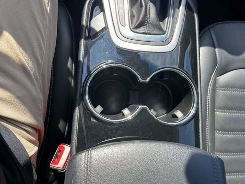 Used 2017 Ford Edge SEL w/ Equipment Group 201A image 21