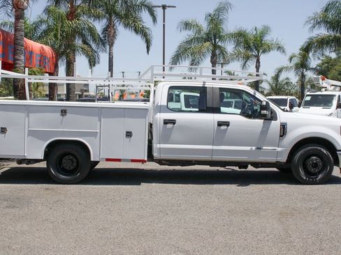 Used 2019 Ford F350 XL w/ Power Equipment Group image 10