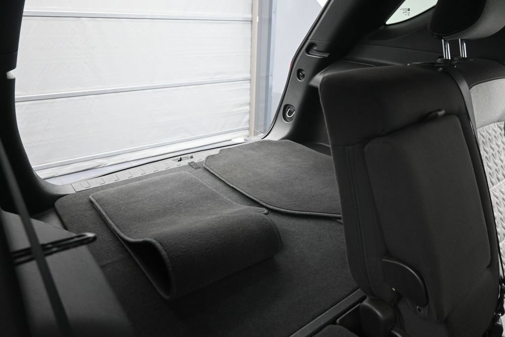 Used 2024 Ford Edge Titanium AWD/4WD image 9