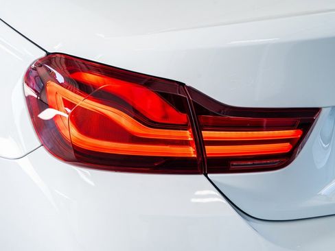 Used 2020 BMW M4 Convertible w/ Competition Package image 25