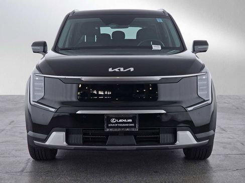 Used 2024 Kia EV9 Wind image 8