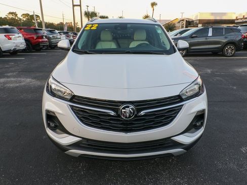 Used 2022 Buick Encore GX Select image 2