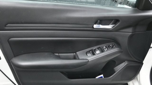 Used 2021 Nissan Altima 2.5 S FWD image 17