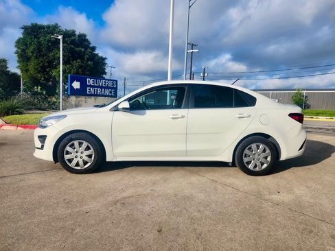 Used 2023 Kia Rio LX FWD image 6