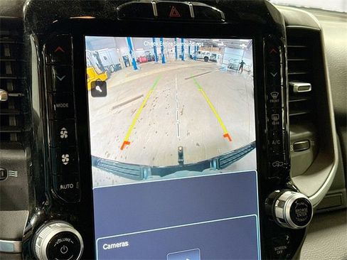 Used 2023 RAM 1500 Big Horn image 16