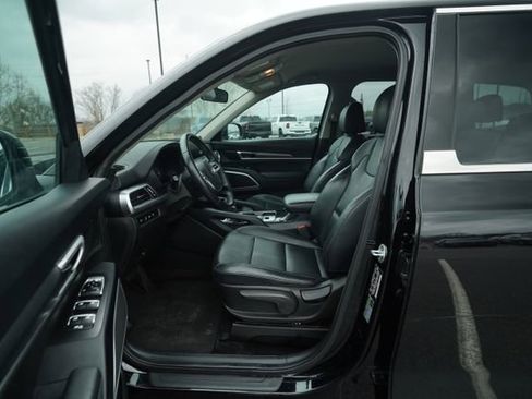 Used 2020 Kia Telluride LX image 11