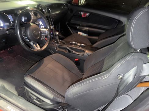 Used 2020 Ford Mustang GT w/ Equipment Group 301A image 6