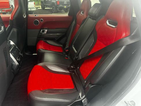 Used 2019 Land Rover Range Rover Sport SVR image 28