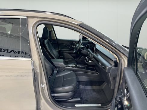 New 2026 Lincoln Corsair Premiere AWD/4WD image 29
