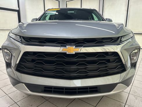 Certified 2024 Chevrolet Blazer LT w/ Convenience Package image 12