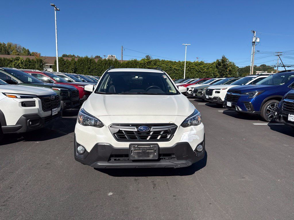 Used 2022 Subaru Crosstrek 2.0i Premium AWD/4WD image 3