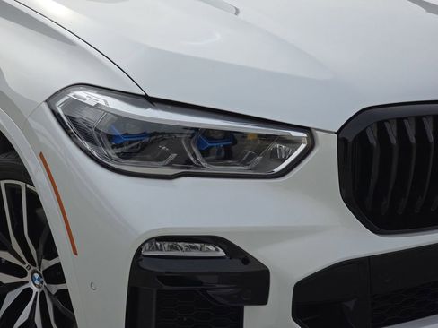 Used 2020 BMW X5 M50i w/ Executive Package image 35