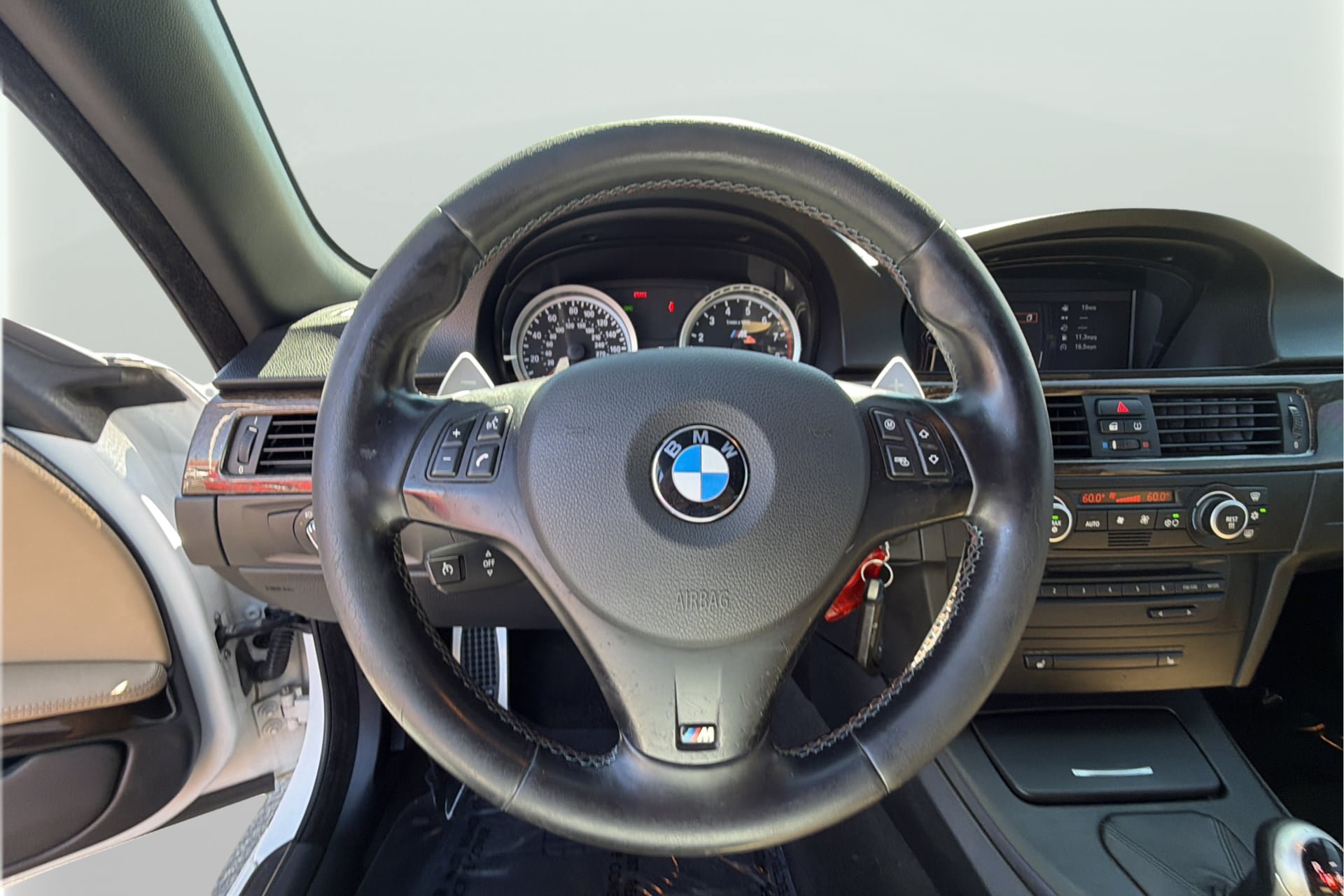 Used 2009 BMW M3 Convertible RWD image 16