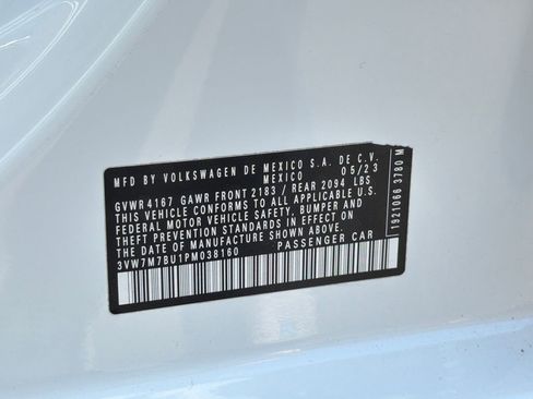 Used 2023 Volkswagen Jetta SE w/ Panoramic Sunroof Package FWD image 31