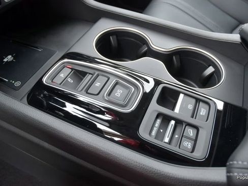 New 2026 Honda Pilot Touring image 9