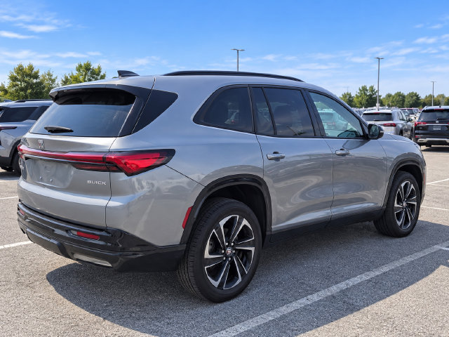 Used 2026 Buick Enclave Sport Touring AWD/4WD image 3