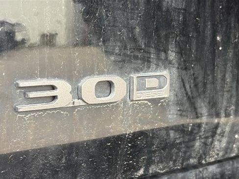 Used 2023 Jeep Wrangler Unlimited Rubicon AWD/4WD image 17