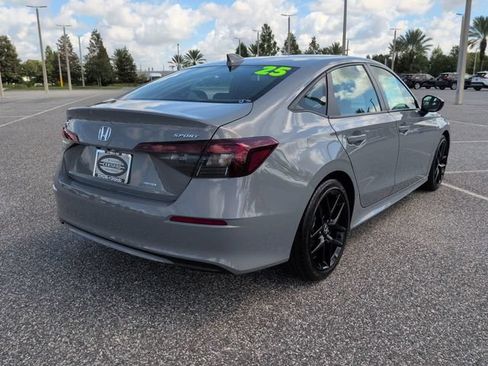 Used 2025 Honda Civic Sport image 4