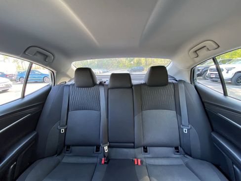Used 2025 Toyota Camry LE FWD image 27