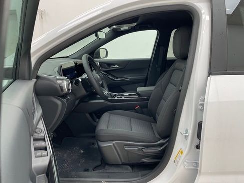 New 2026 Chevrolet Equinox LT image 8