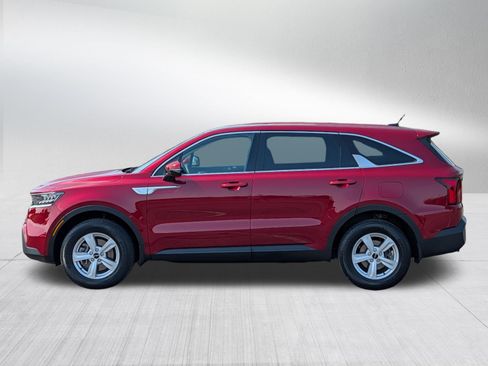 Certified 2022 Kia Sorento LX AWD/4WD image 4