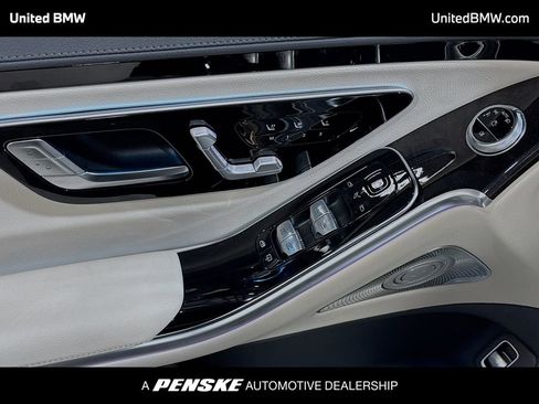 Used 2023 Mercedes-Benz S 500 4MATIC image 3