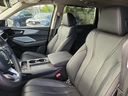 Used 2025 Acura MDX w/ Technology Package image 8