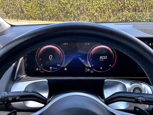Used 2022 Mercedes-Benz GLB 250 image 23