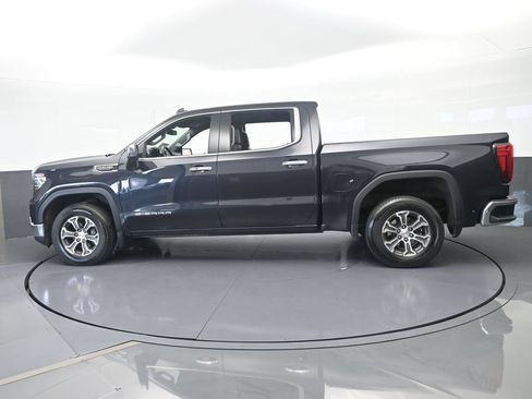Used 2025 GMC Sierra 1500 SLT RWD image 3