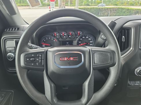 Used 2025 GMC Sierra 1500 Pro w/ Graphite Edition RWD image 19