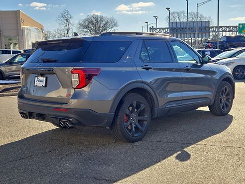 Used 2022 Ford Explorer ST w/ Equipment Group 401A image 4
