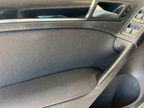 Used 2012 Volkswagen GTI 4-Door image 12