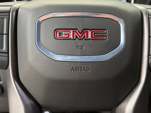 Used 2024 GMC Sierra 2500 AT4 w/ AT4 Premium Plus Package image 7