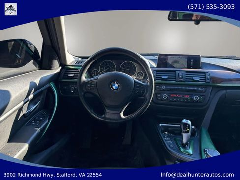 Used 2015 BMW 320i xDrive Sedan AWD/4WD image 27