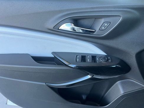 New 2026 Chevrolet Trax LT w/ Midnight Edition image 12