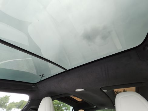 Used 2021 Tesla Model X Performance AWD/4WD image 2
