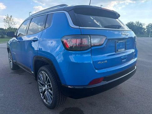 Used 2022 Jeep Compass Limited w/ Elite Group AWD/4WD image 13