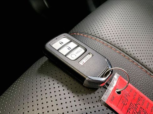 Used 2025 Honda Ridgeline TrailSport image 17