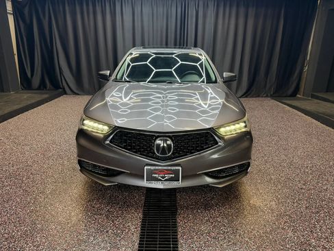 Used 2020 Acura TLX FWD image 3