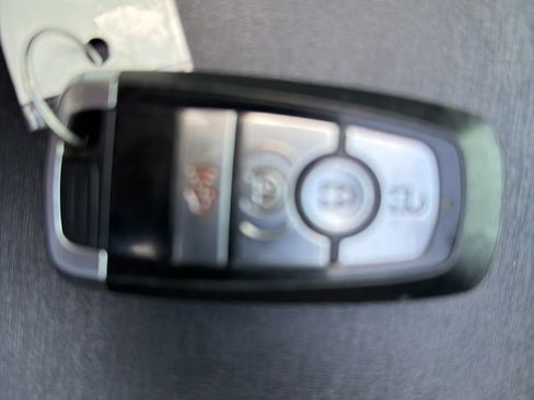 Used 2021 Ford Bronco Badlands image 27