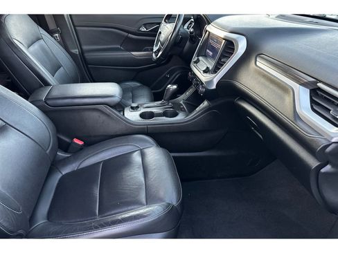 Used 2019 GMC Acadia SLT image 18