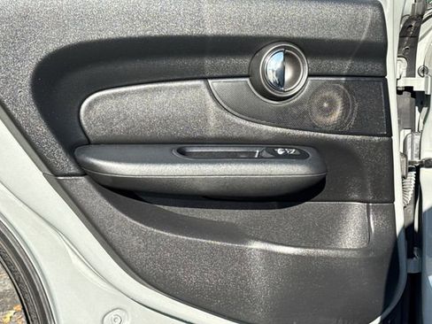 Used 2017 MINI Cooper Clubman ALL4 image 10