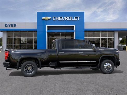 New 2026 Chevrolet Silverado 3500 High Country image 6