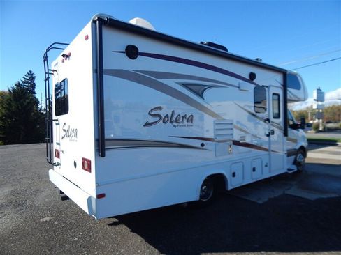 Used 2015 Mercedes-Benz Sprinter 3500 image 7