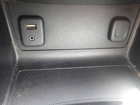 Used 2016 Chevrolet Colorado LT w/ LT Convenience Package RWD image 19