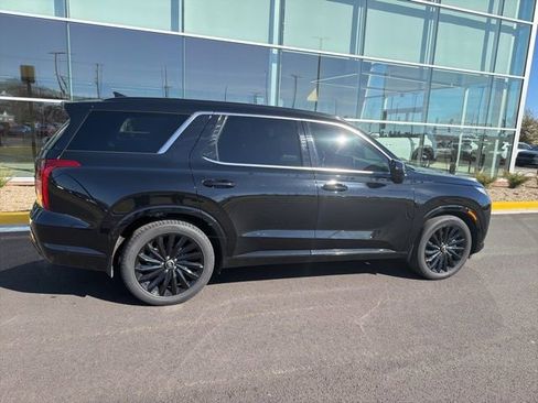 Used 2024 Hyundai Palisade Calligraphy image 12