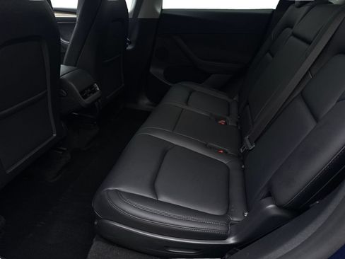 Used 2023 Tesla Model Y Long Range AWD/4WD image 33