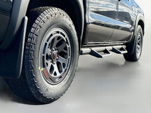 New 2026 Nissan Frontier PRO-4X image 13