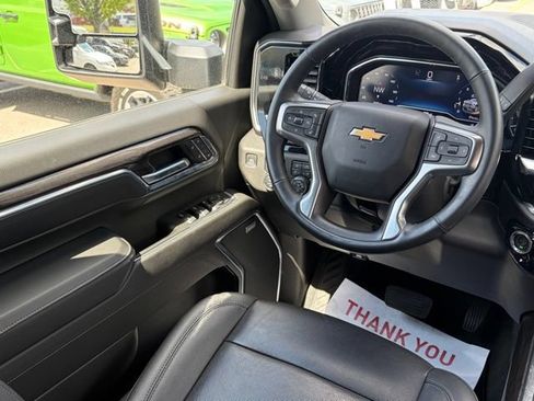 Used 2024 Chevrolet Silverado 2500 LTZ w/ LTZ Convenience Package AWD/4WD image 32